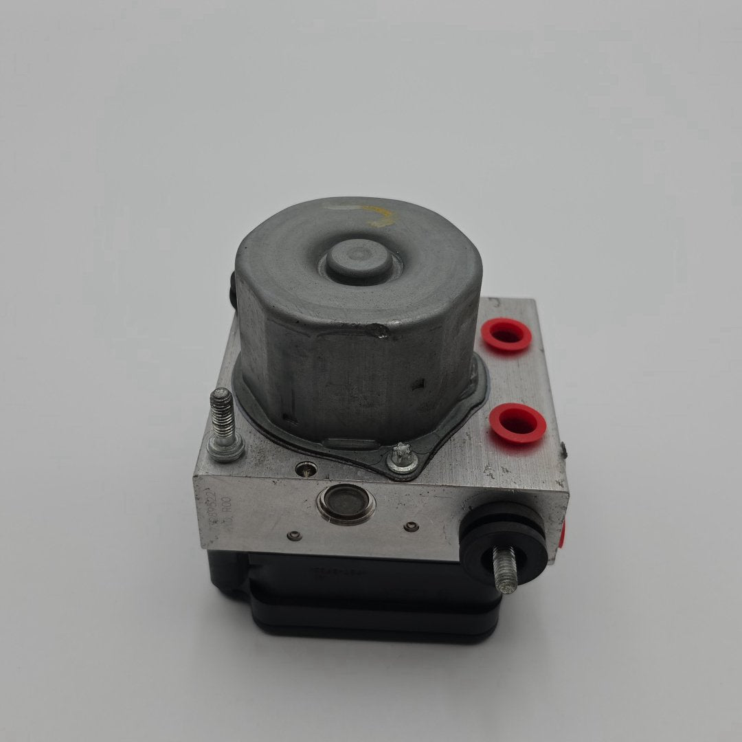 2019 2020 Nissan Altima 2.5L ABS Anti Lock Brake Pump 476606CC0A