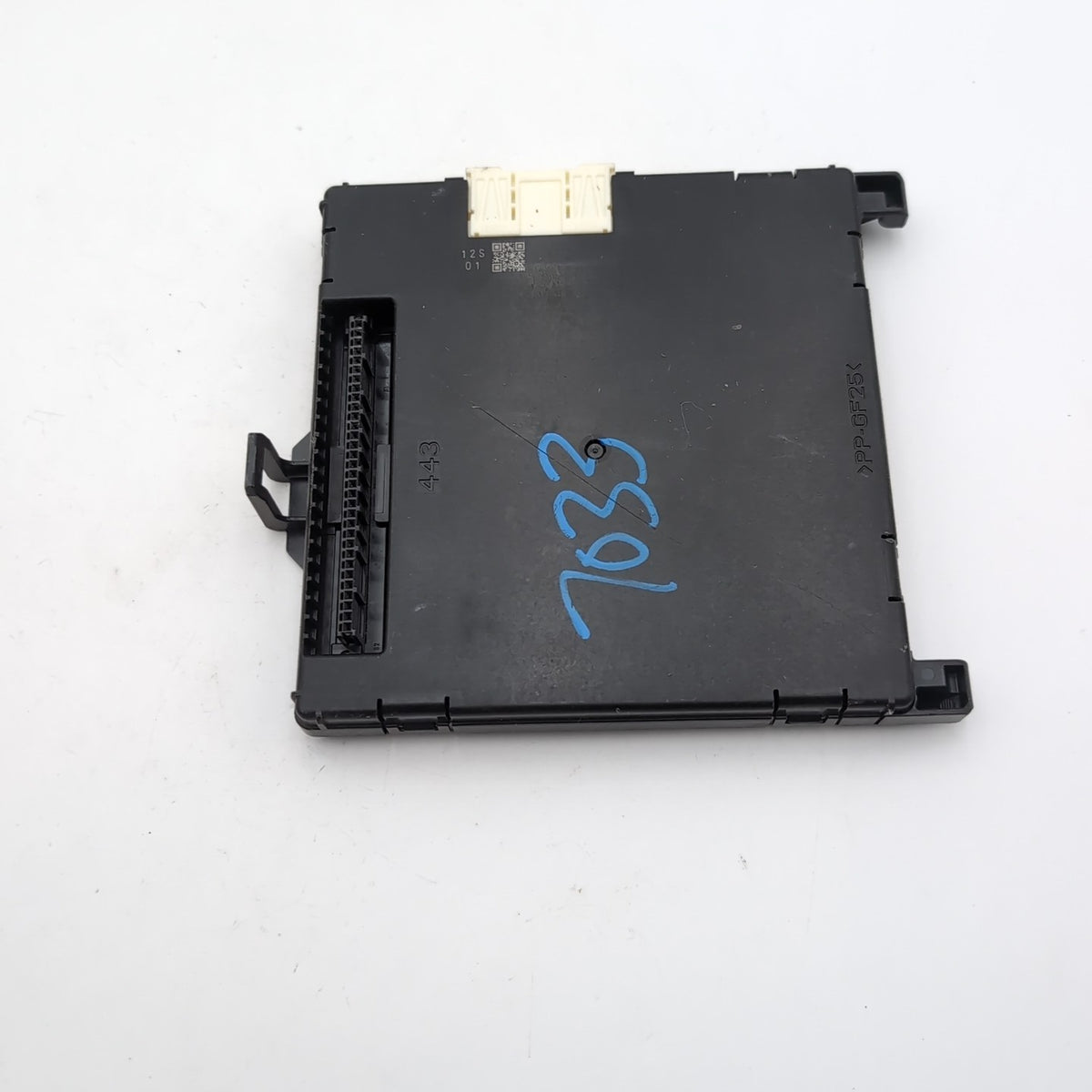 2016 2017 2018 2019 Toyota Prius MPX Multiplex Body Control Module 89221-47440