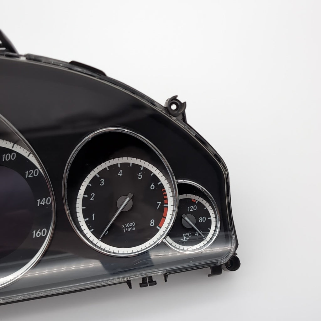 2010 - 2013 Mercedes E350 Instrument Cluster Gauge Speedometer A2129003813