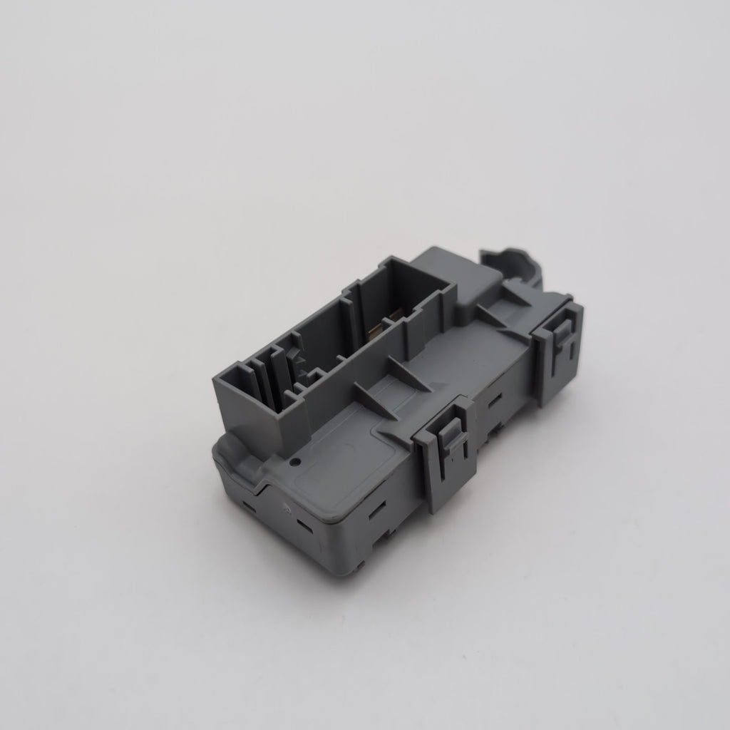2022 - 2026 BMW F74 X1 X2 Mini Cooper Countryman Power Distribution LIN Module