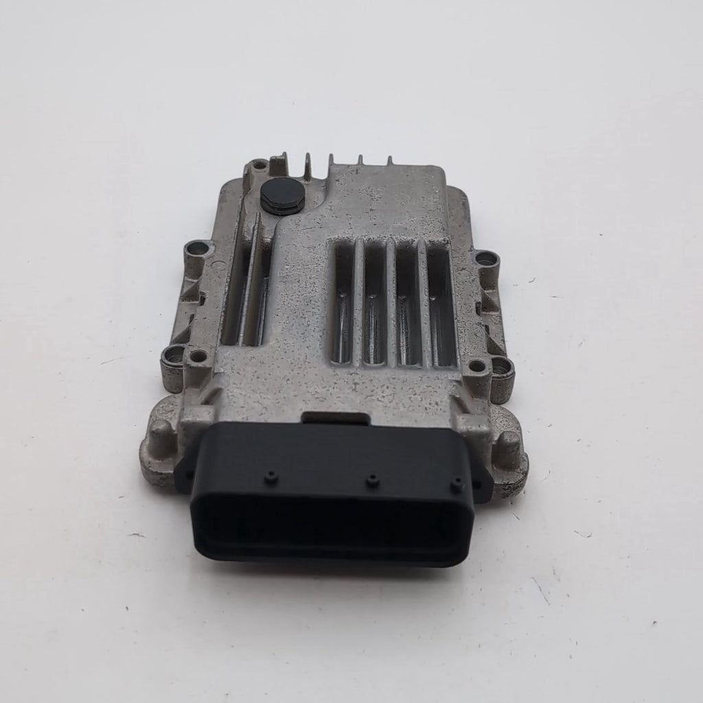 2015 2016 Hyundai Genesis Fuel Injector Driver Control Module 39175-3F100