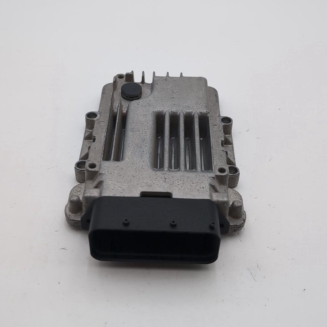 2015 2016 Hyundai Genesis Fuel Injector Driver Control Module 39175-3F100