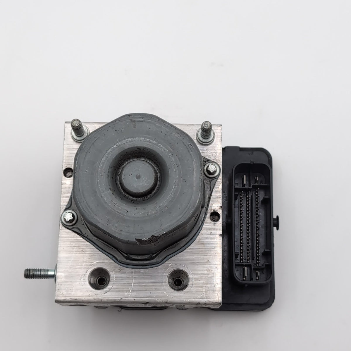 2014 2015 Mercedes CLA250 2.0L ABS Anti-Lock Brake Pump Module Unit A0094316412