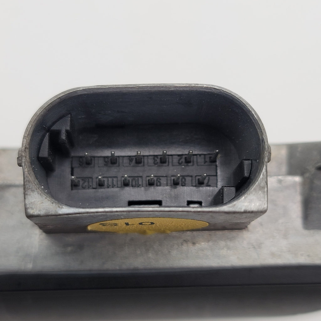 2011- 2016 Porsche Cayenne 958 Rear Blind Spot Distance Radar Sensor 7P5910566B