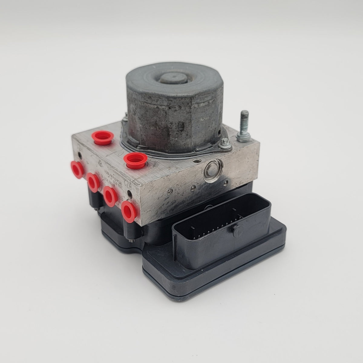 2014 2015 Mercedes-Benz GLA45 ABS Pump Control Unit OEM A1764311612