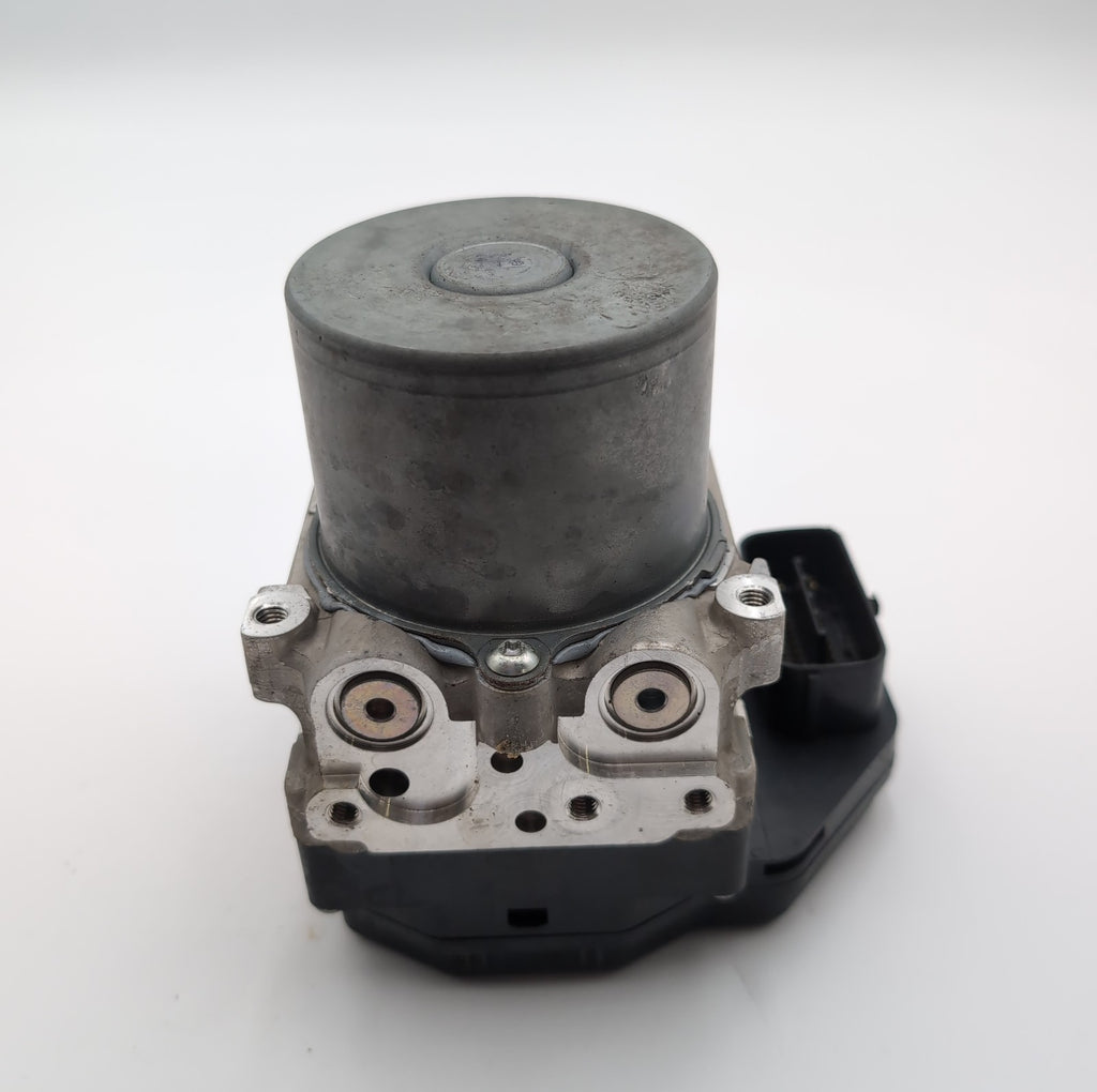 2016 2017 2018 Infiniti Q50 3.0L AWD ABS Anti Lock Brake Pump 476604GK1A
