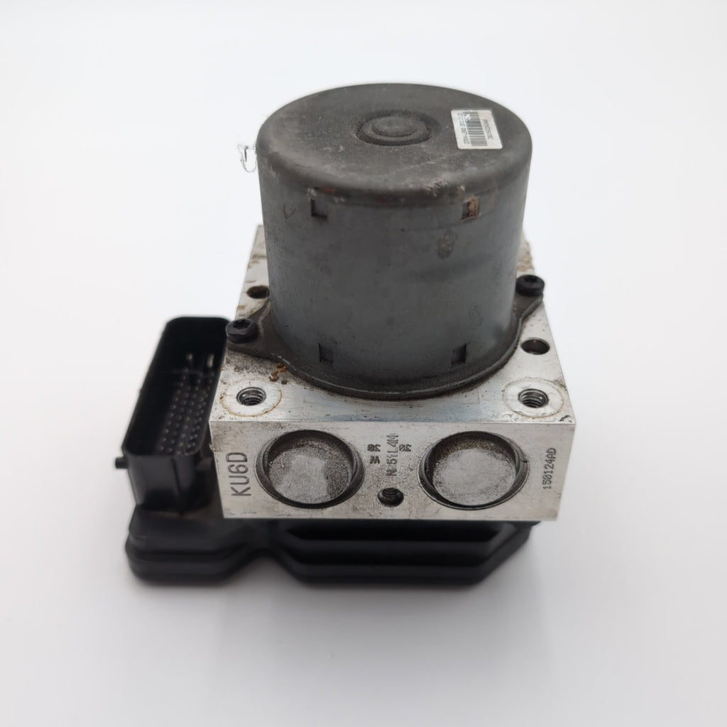 2014 2015 2016 Chevrolet Trax ABS Anti Lock Brake Pump 94541506