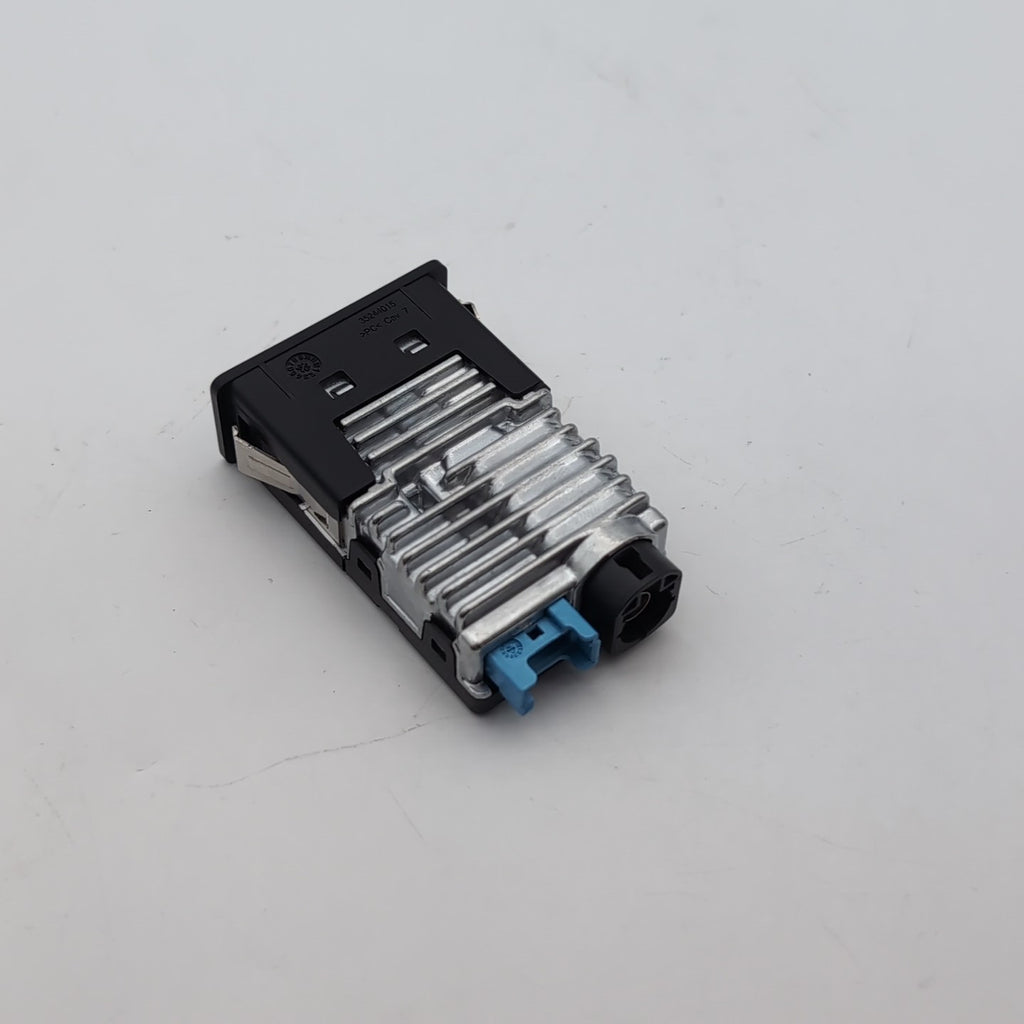 2022- 2025 BMW U06 X1 U11 X2 U10 MINI U25 F66 DUAL USB PORT SOCKET 5A57B32
