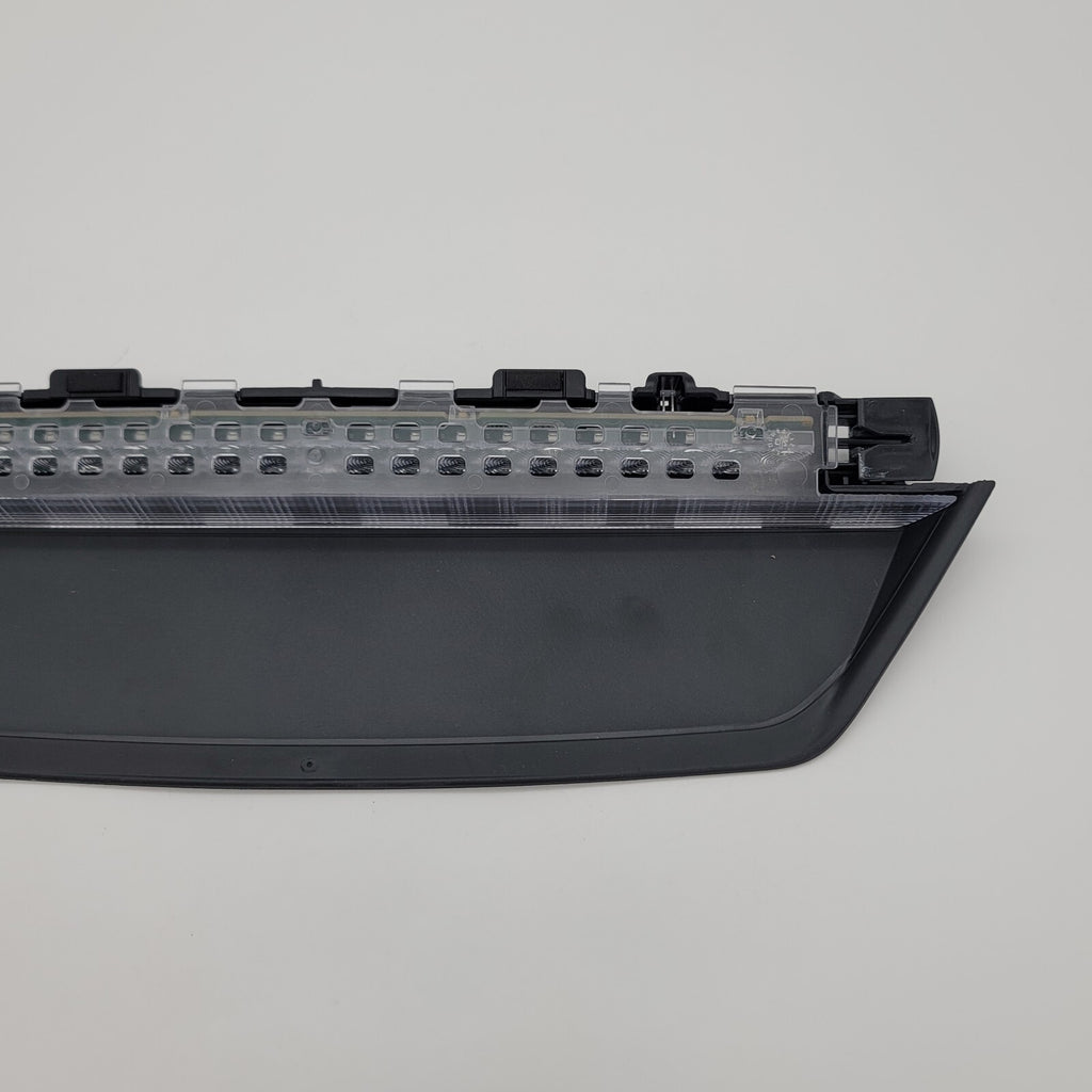 2022 2023 2024 BMW 228I GRAN COUPE THIRD HIGH MOUNT BRAKE LIGHT 7473603 OEM