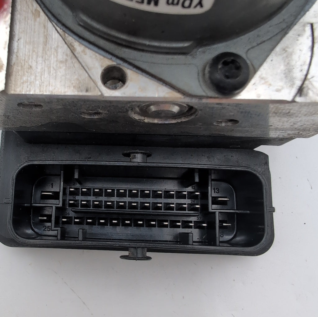 2017 2018 Kia Forte 2.0L ABS Anti Lock Brake Pump Control Unit 58900-B0200