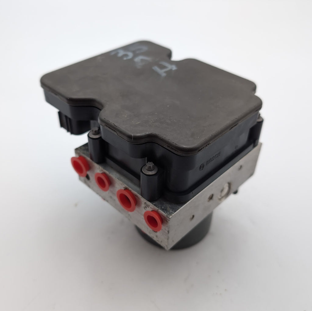 2017 2018 2019 Buick Lacrosse 3.6L ABS Anti Lock Brake Pump 84225503