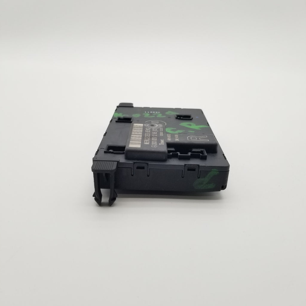 2001- 2007 Mercedes W203 C230 Front Right Passenger Door Control Module OEM