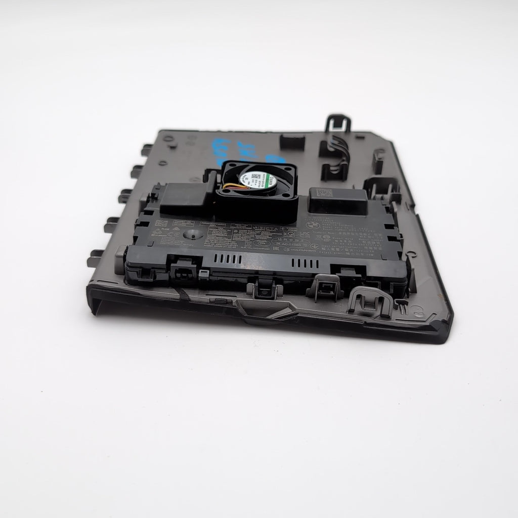 2025 BMW X3 G45 CENTER CONSOLE CHARGER WIRELESS CHARGING TRAY PAD MODULE
