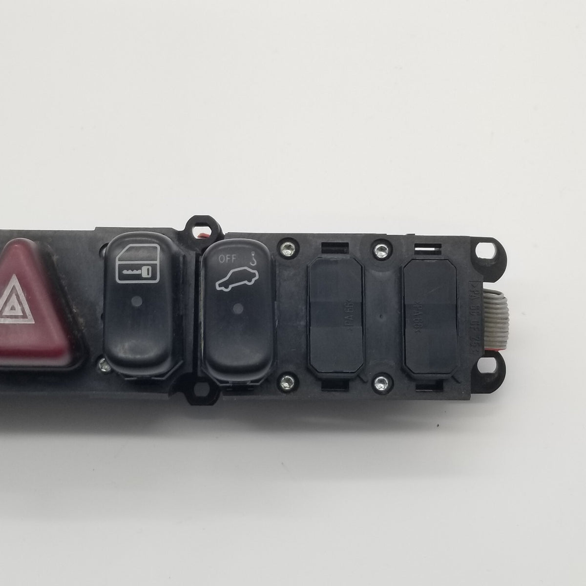 00-02 Mercedes W215 CL500 Front Center Dash Hazard Light Switch Control Panel