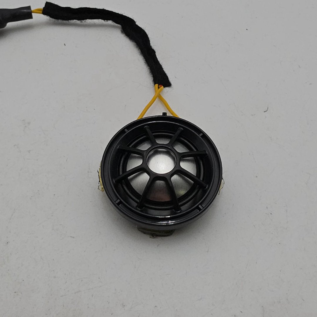 2023 - 2026 BMW i5 G60 G70 Bowers Wilkins Door Midrange Speaker 5A0F467