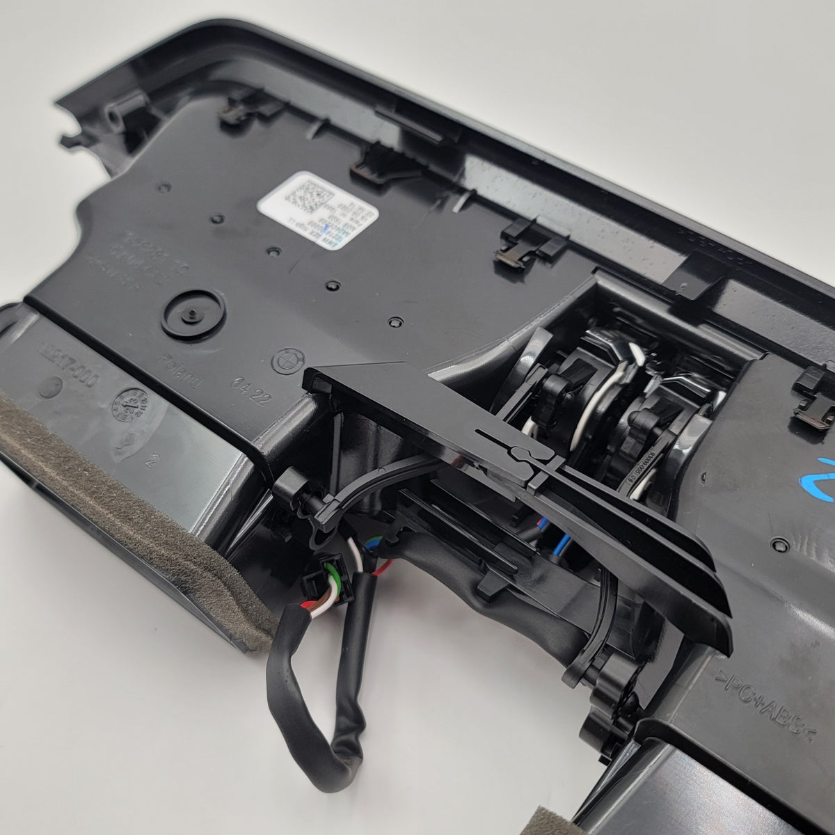 2022 2023 2024 BMW i4 430i 330i M440i Center AC Heater Air Vent OEM 5A04CE2