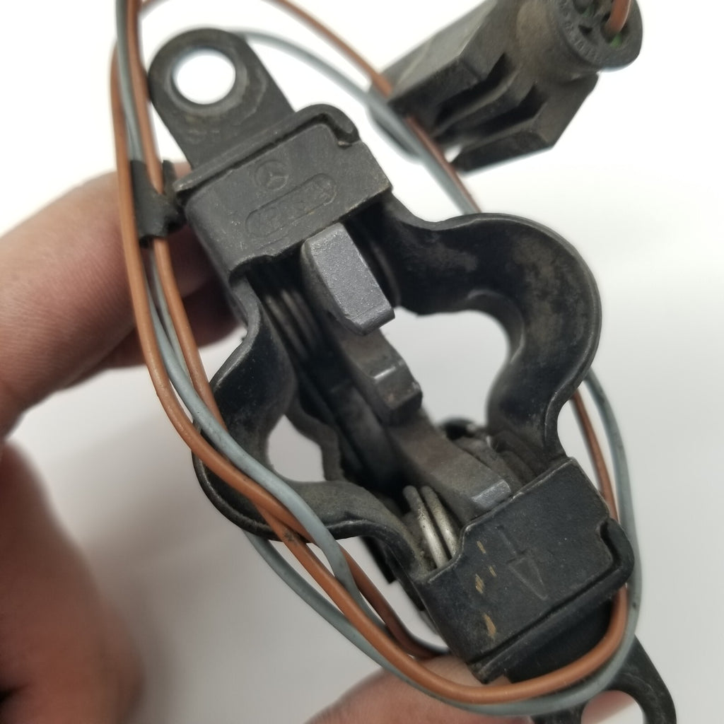 2000 MERCEDES ML430 W163 Under Hood Latch Lock 1635407006