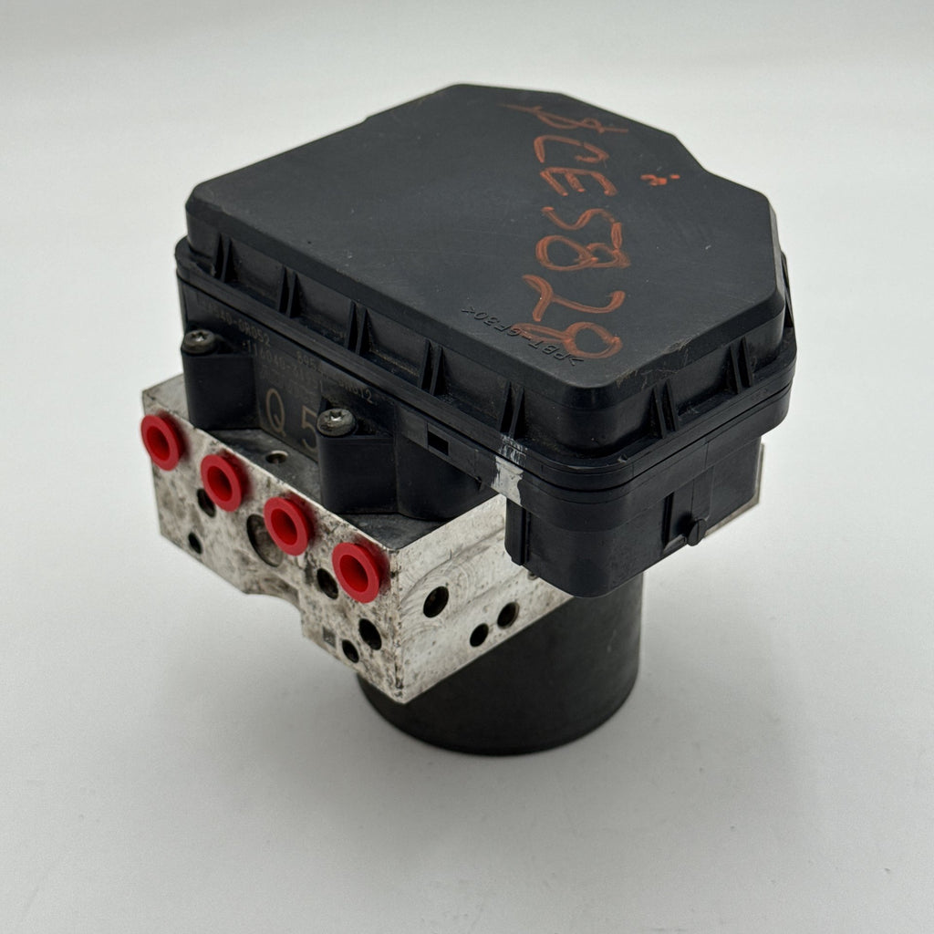 2010 2011 2012 Toyota RAV4 ABS Anti Lock Brake Pump Control Unit 44540-0R052