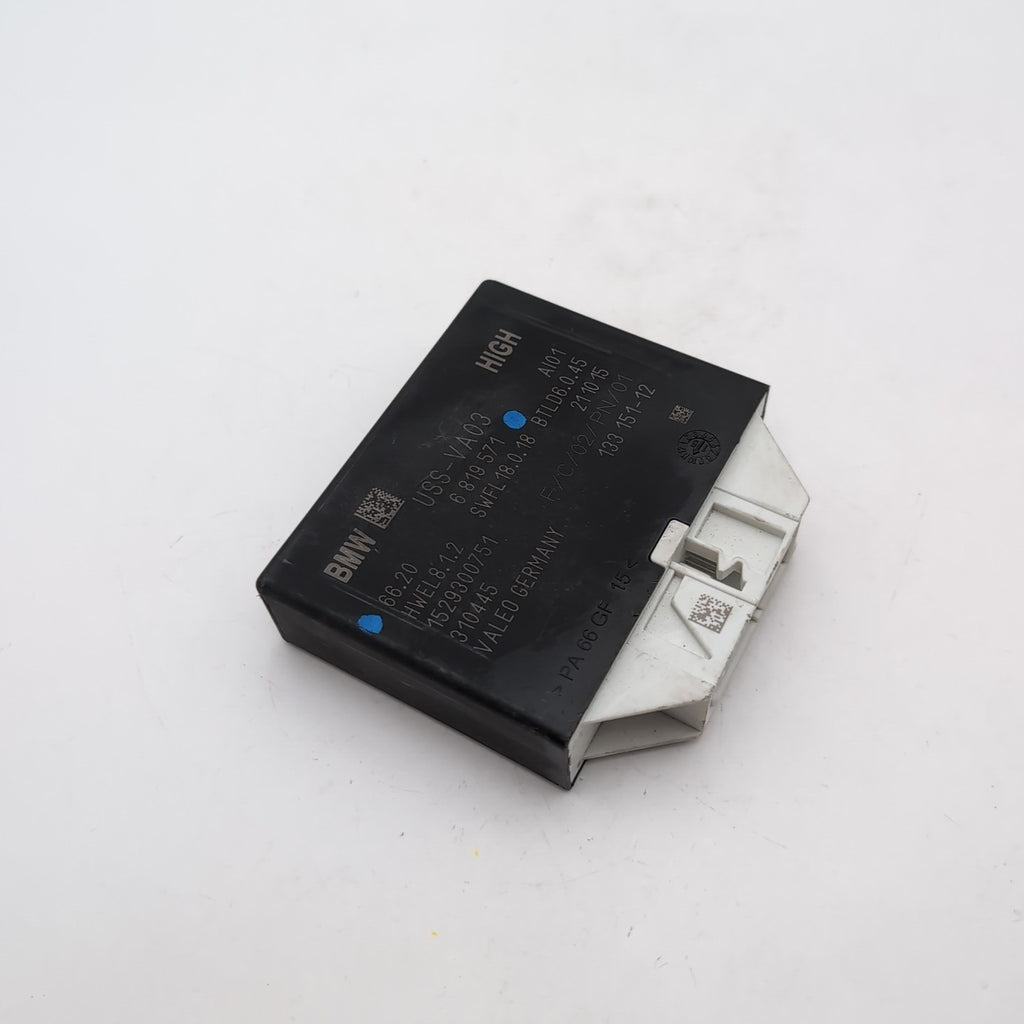 2015 2016 2017 BMW 740I PDC USS Park Assist Control Module 6819571