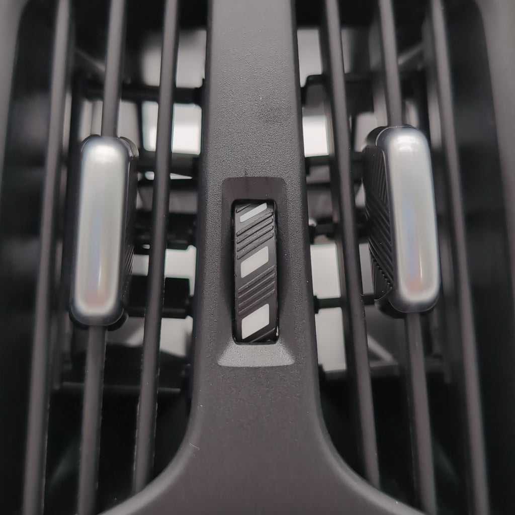 2022 2023 2024 2025 BMW X1 X2 Rear Console AC Heater Air Vent 9473179