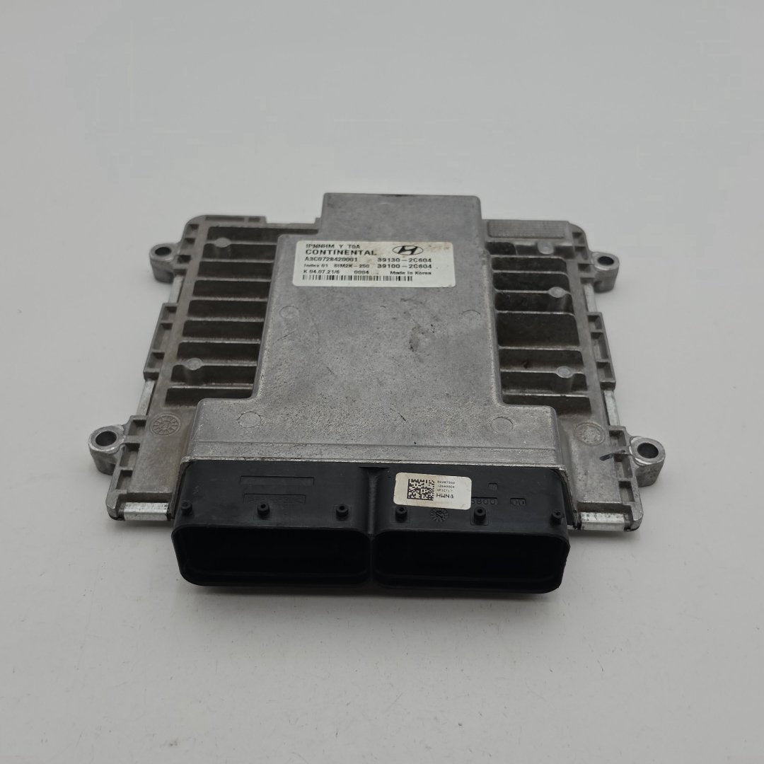 2022 2023 Hyundai Genesis G70 2.0 Engine Computer Control Module ECU 39130-2C604