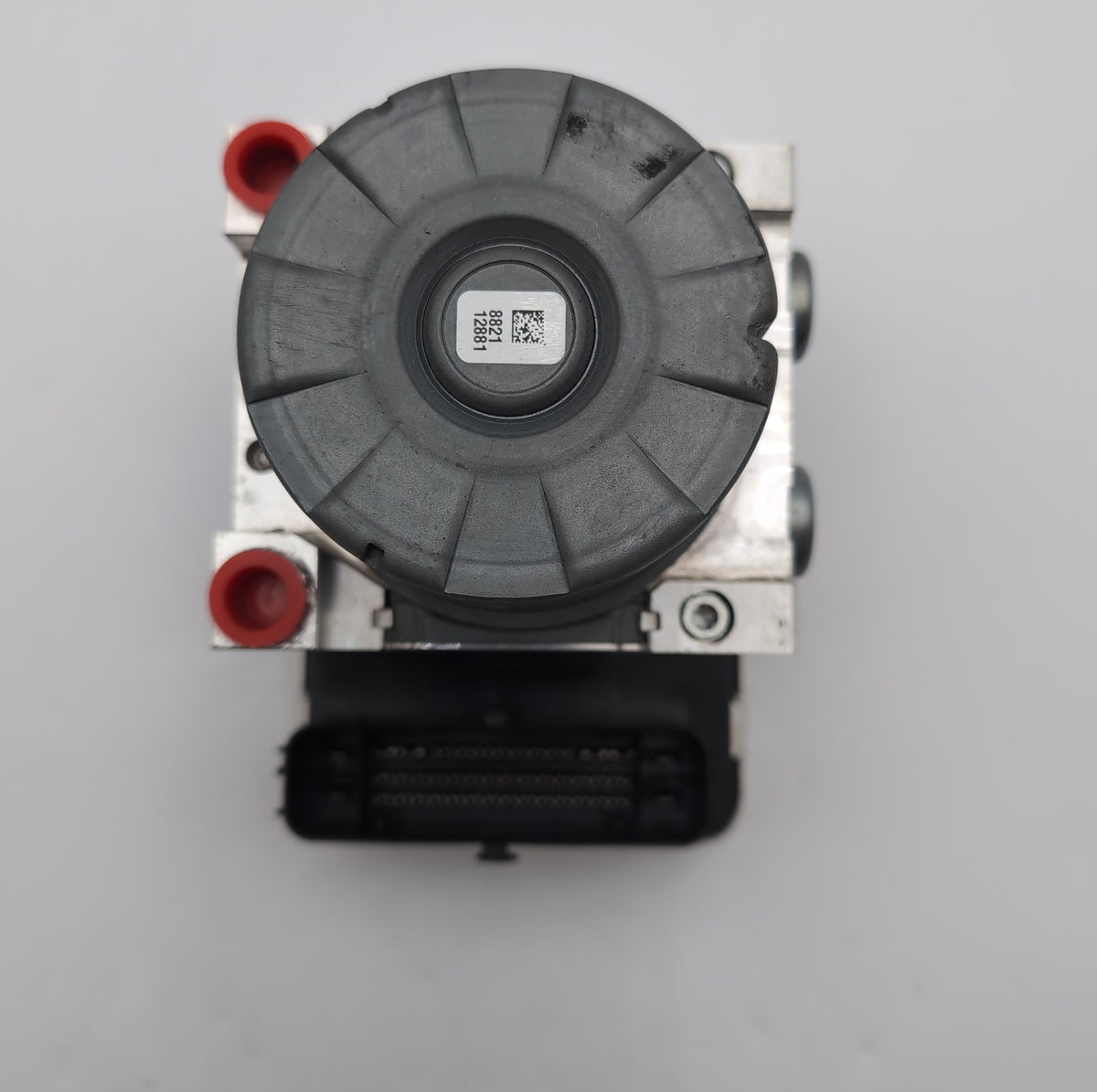 2018 2019 Chevrolet Equinox ABS Anti Lock Brake Pump 84560134