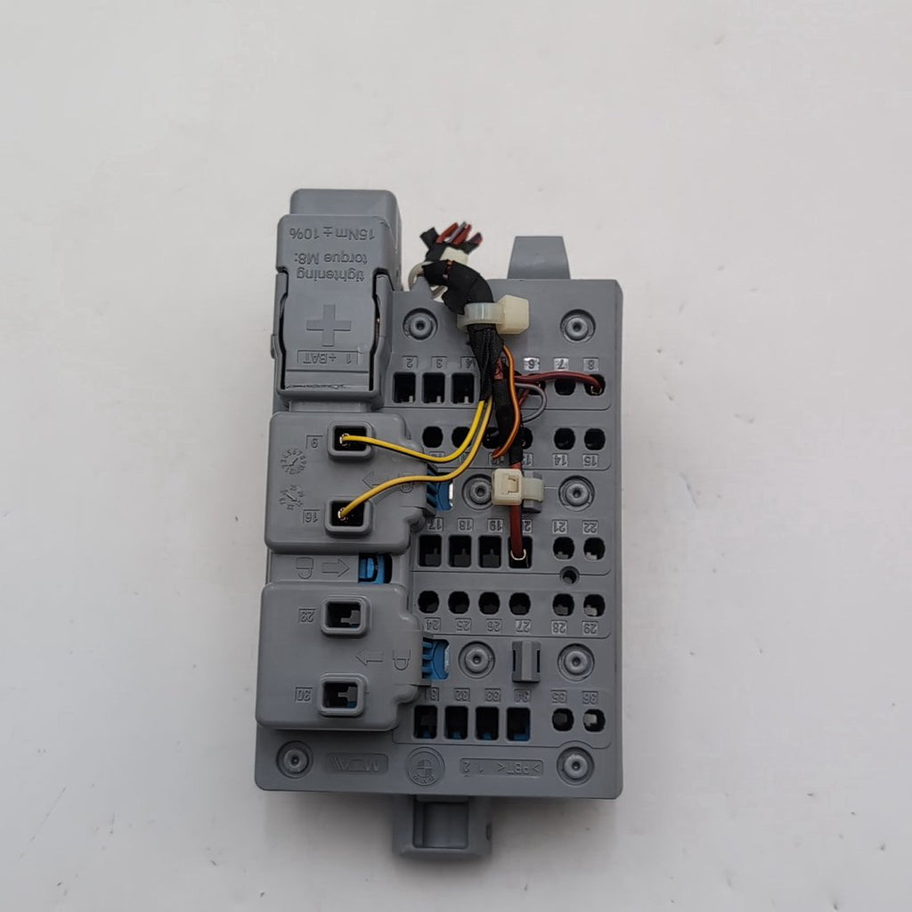 2017 - 2026 BMW 740i 750i G12 XM X5 X6 Front Left Power Distribution Fuse Box