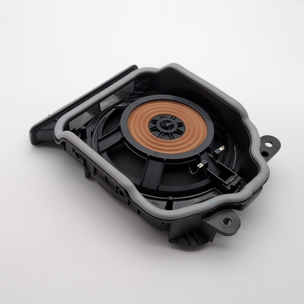 2024 2025 2026 BMW 530i 540i G60 Right Subwoofer Speaker 5A5AF88