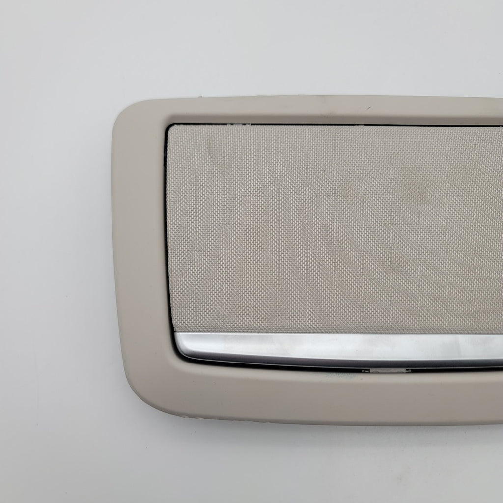2016- 2022 BMW 740I G12 ROOF REAR OVERHEAD DOME LAMP OEM 7394887 BROWN_PLCRI