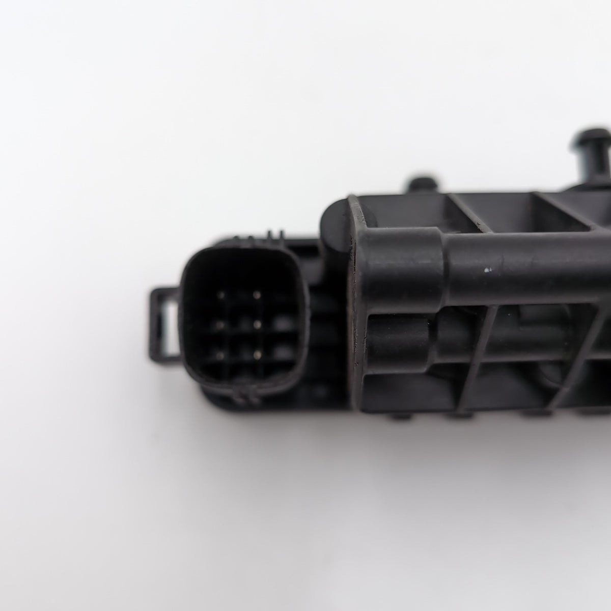 2006- 2013 Land Rover Range Rover Sport Air Suspension Valve Block EAS
