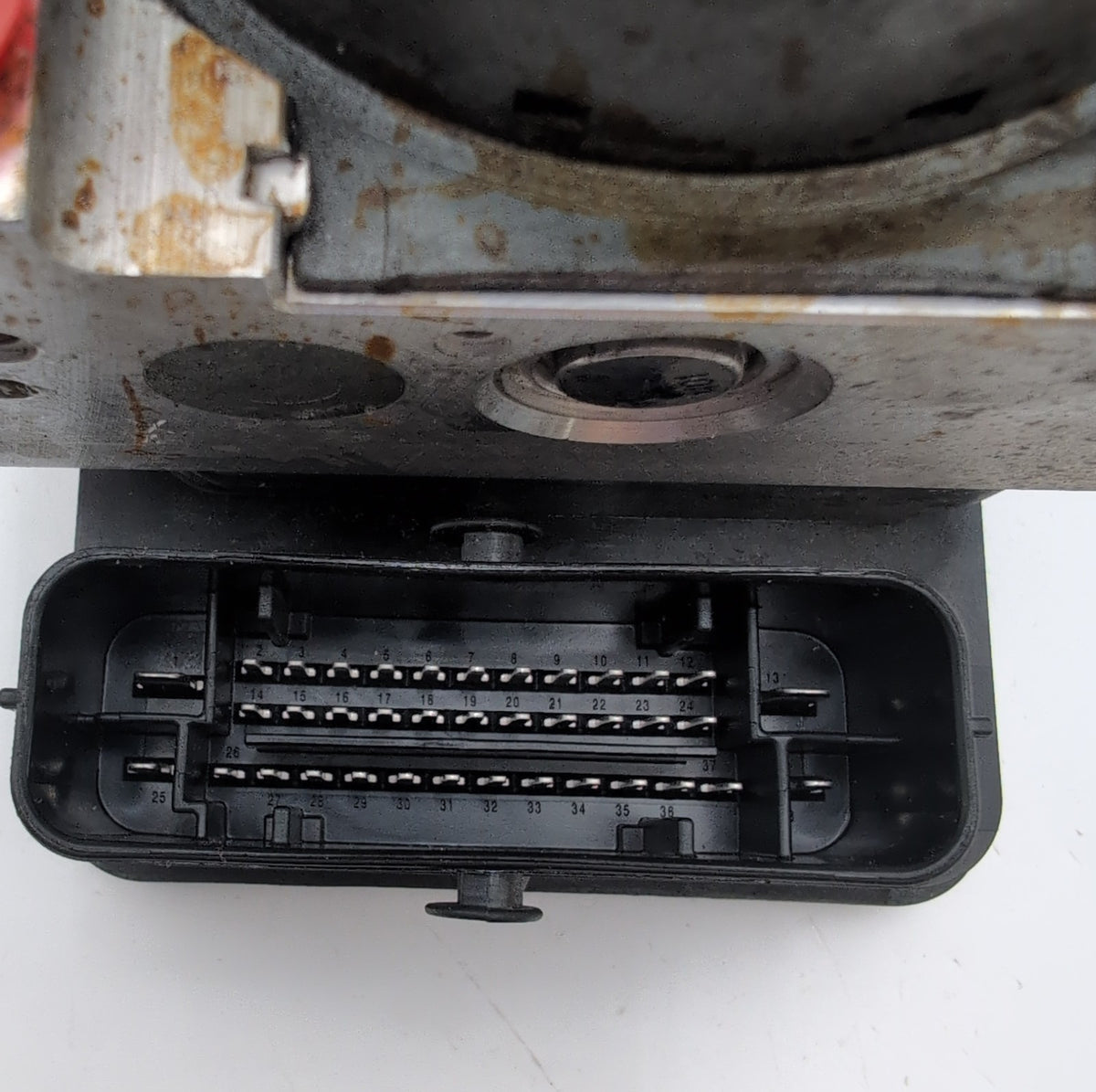2017 2018 Mazda 3 2.5L ABS Anti Lock Brake Pump Control Unit OEM BACS437A0A