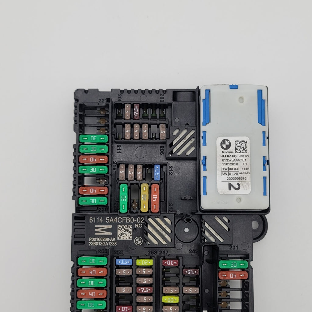 2024 BMW 330i 230I G42 G20 REAR POWER DISTRIBUTION FUSE Box 6114 5A4CFB0 - 02
