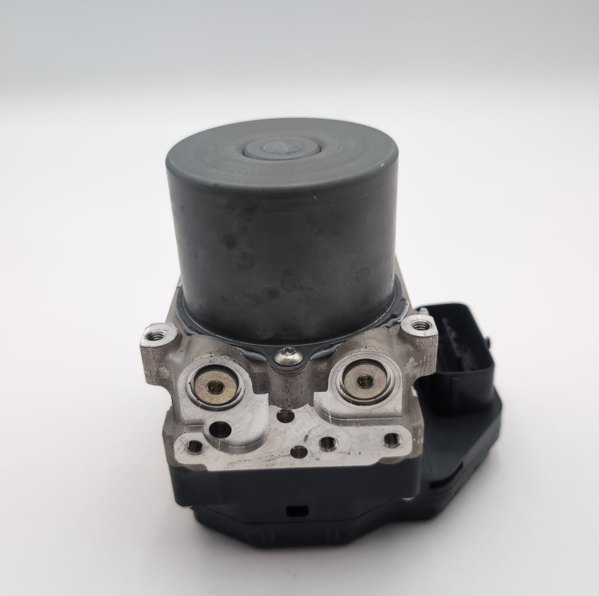 2020- 2024 Infiniti Q50 3.0L ABS Anti Lock Brake Pump Control Unit 476606HC0A