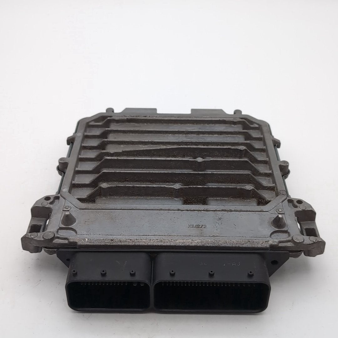 2016 - 2019 Mercedes GLC300 Engine Computer Control Module ECU A2749001600