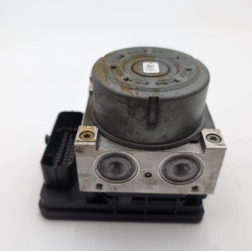 2017 2018 Mazda 3 2.5L ABS Anti Lock Brake Pump Control Unit OEM BACS437A0A