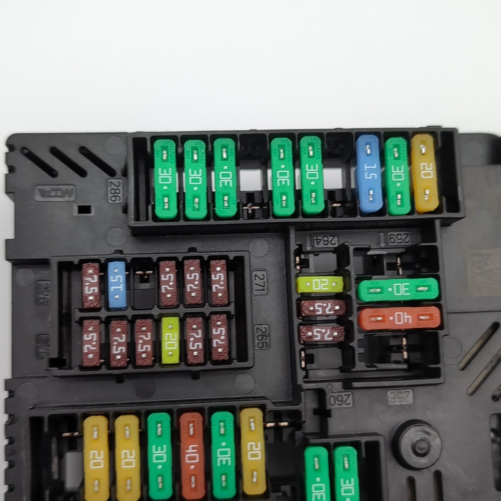 2023 - 2026 BMW 540i G60 i7 G70 X3 Rear Power Distribution Fuse Box 5A09BA7