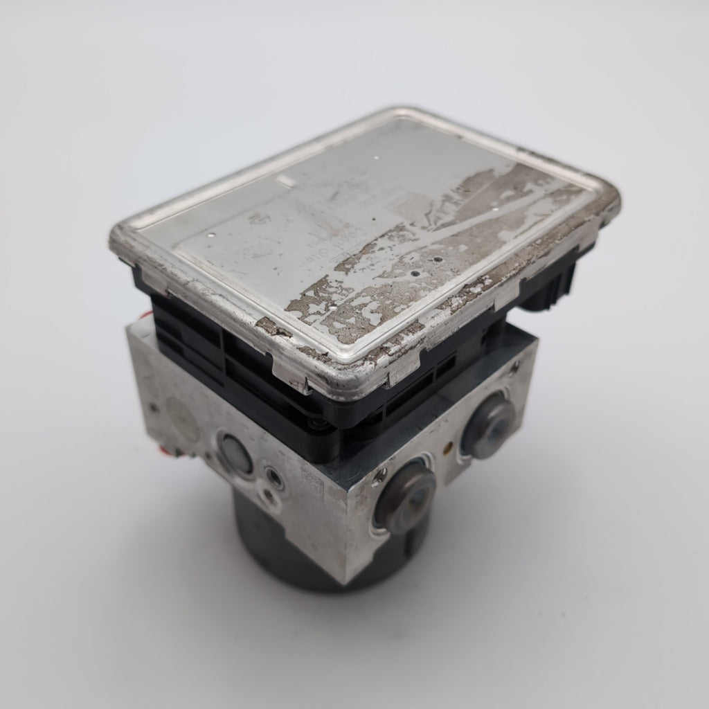 2020 2021 2022 GMC Terrain ABS Anti Lock Brake Pump Control Unit 84875567