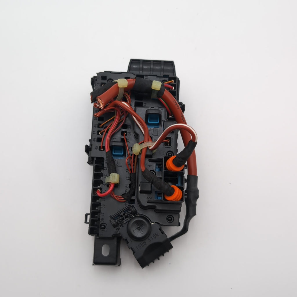 2022 - 2025 BMW X1 X2 iX B+ Positive Power Distribution Fuse Relay Box 8720724