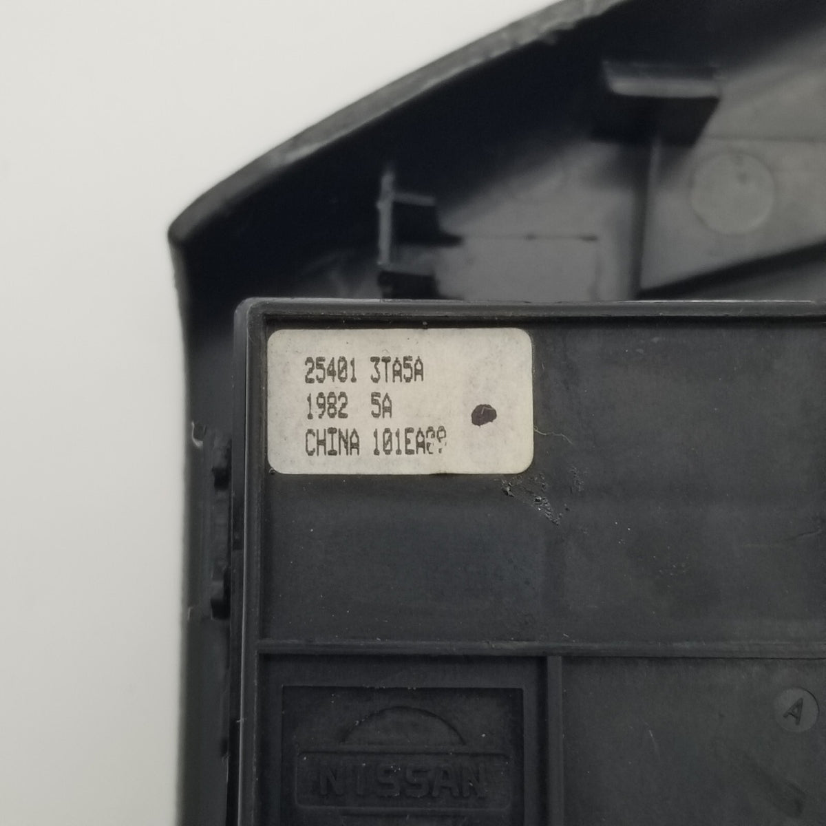 2013-2018 Nissan Altima Driver Left Door Master Power Window Switch 254013TA5A