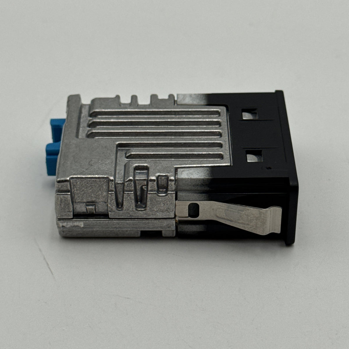 2019 - 2024 BMW G20 G26 F46 G30 G12 M3 M4 X1 X3 X4 Dual USB Port Socket 8711938