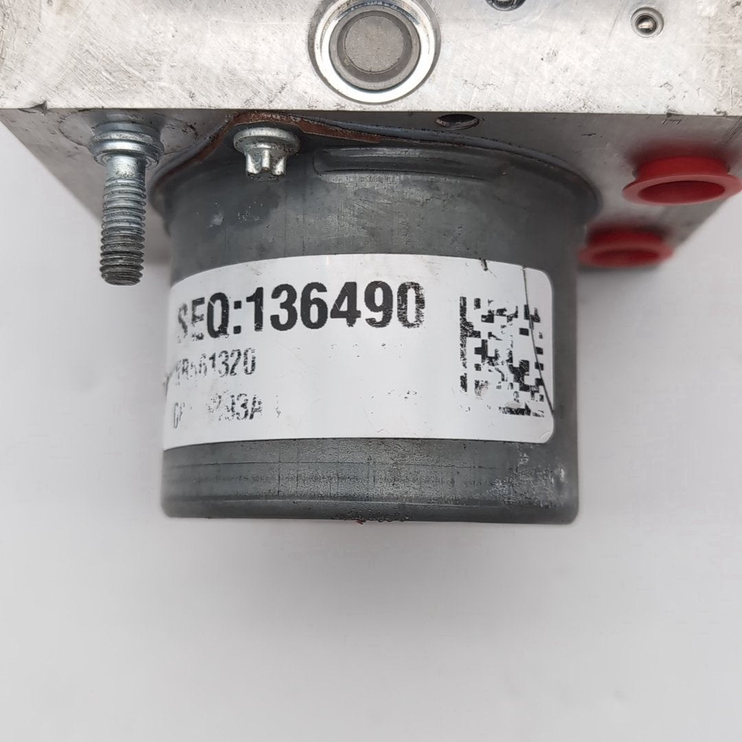 2019 2020 Chrysler Pacifica ABS Anti Lock Brake Pump 68397393AA