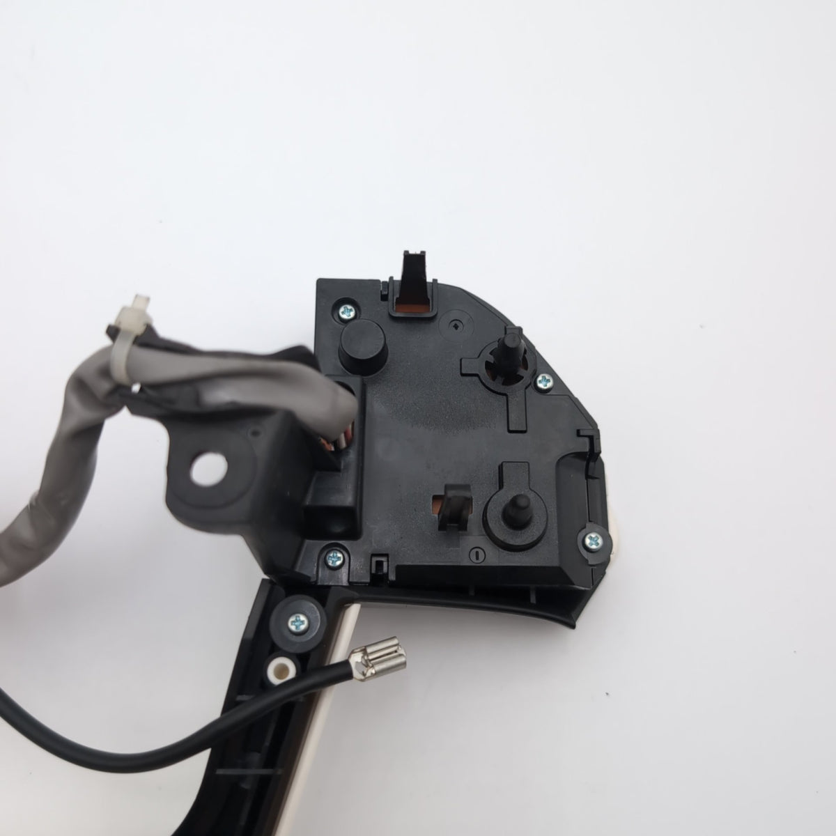2016 - 2022 Toyota Prius Steering Wheel Cruise Control Radio Phone Switch Trim