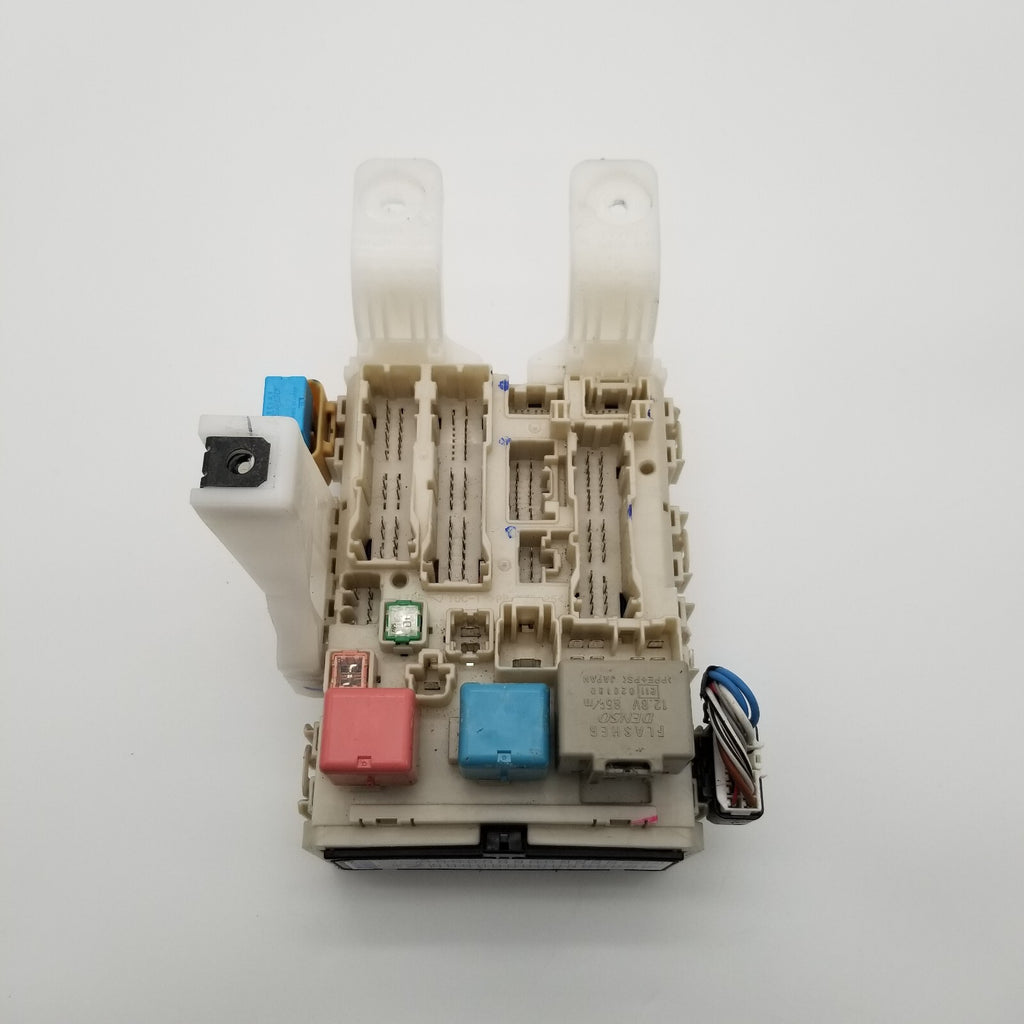 2004- 2009 Fits Toyota Prius Interior Under Dash Relay Fuse Box 82730-47300