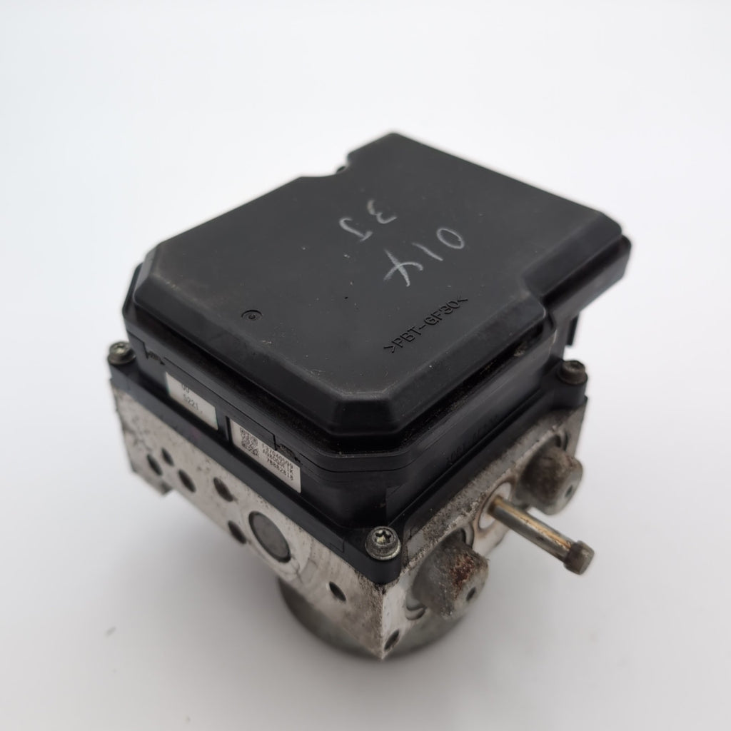 2012 - 2015 Nissan Rogue ABS Anti Lock Brake Pump Control Unit 47660JM14A
