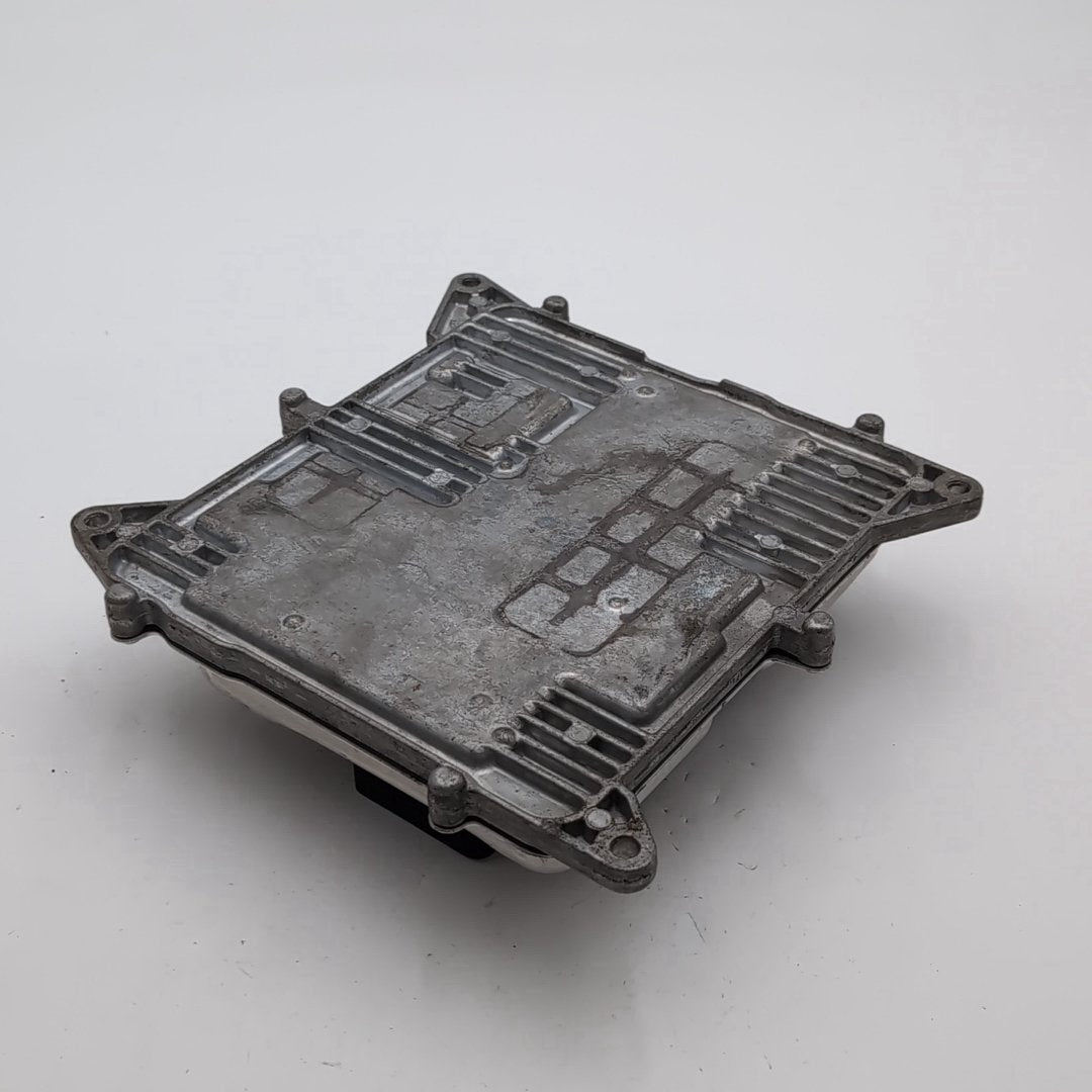 2013 2014 2015 BMW 328i X3 Engine Computer Control Module ECU DME 8639594
