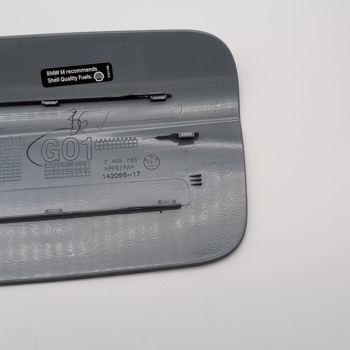 2018- 2024 BMW X3 G01 FUEL TANK DOOR LID COVER PANEL OEM 7405755
