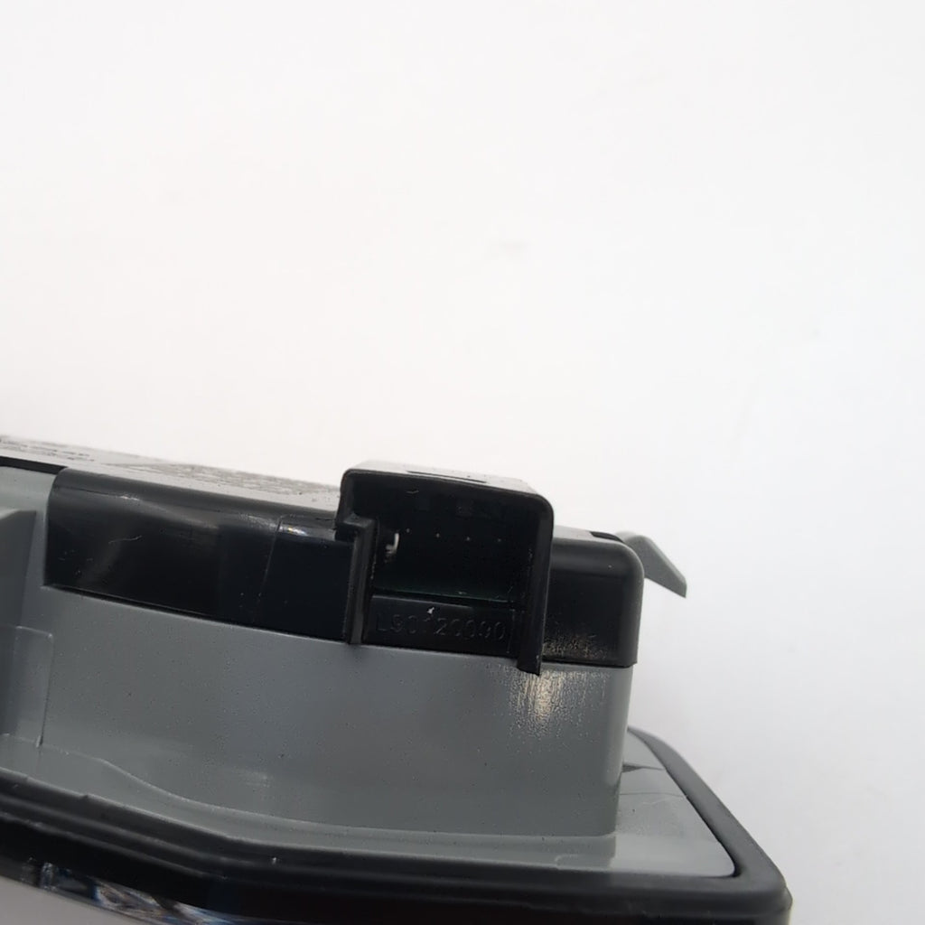 2019 - 2026 BMW i4 G20 G26 G42 G80 G82 Interior Rear Reading Light 7910813