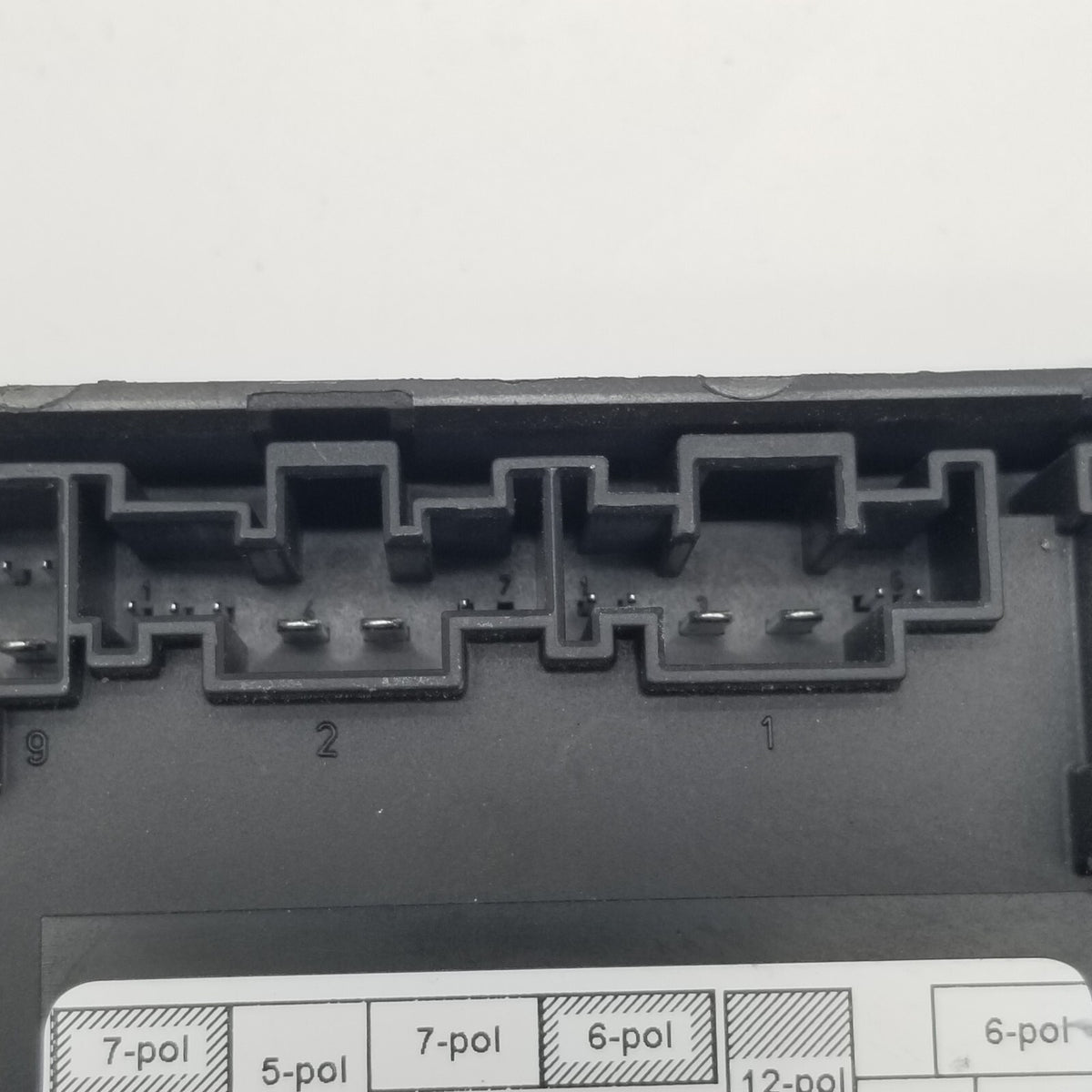 07-13 Mercedes W221 S550 S63 AMG Rear Door Control Module 0008700192 OEM