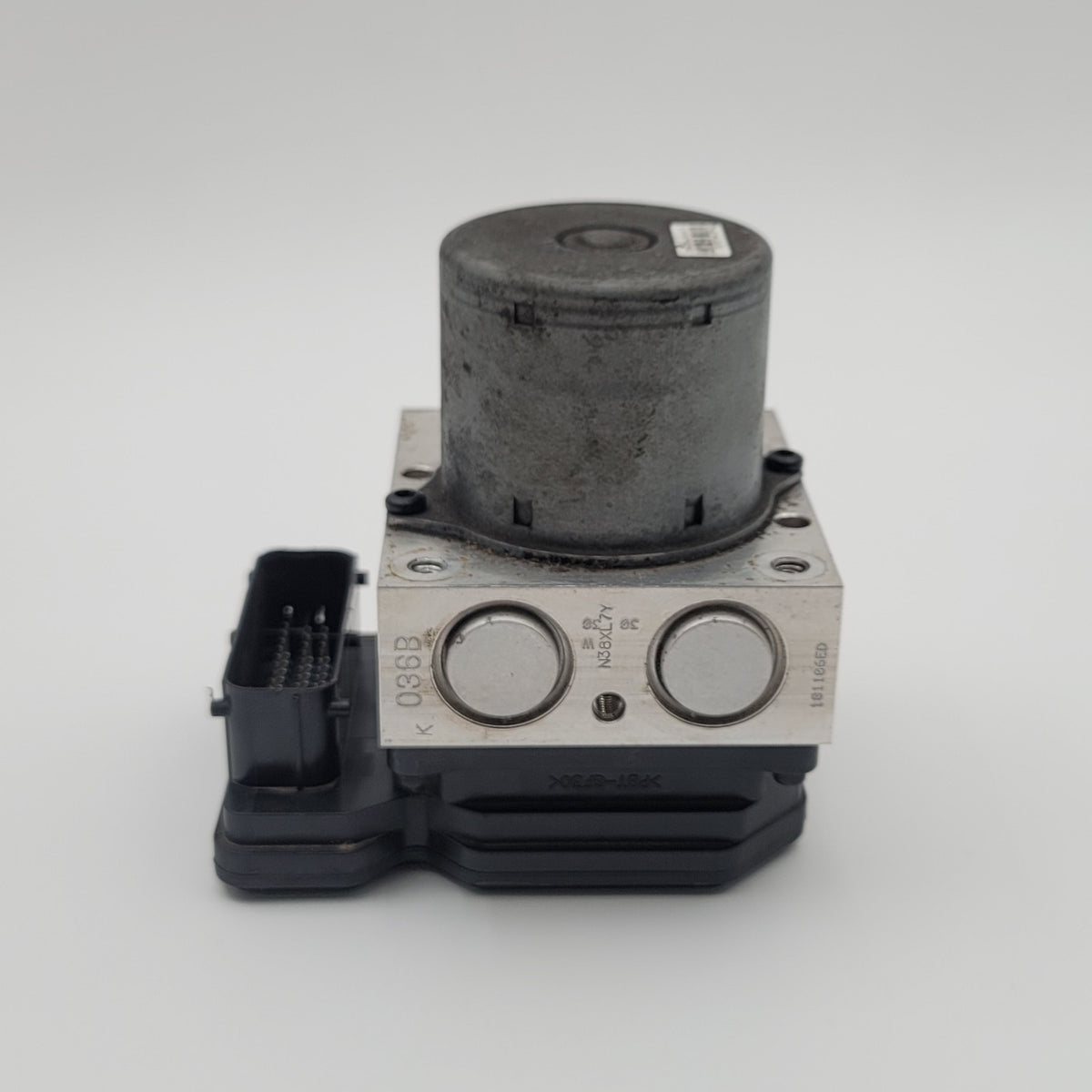 2019 Buick Encore 1.4L ABS Anti Lock Brake Pump Control Unit OEM 42643519