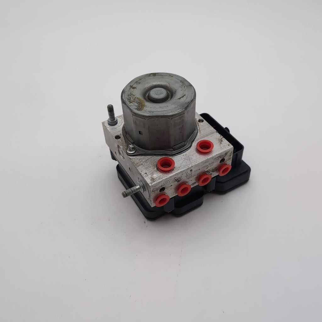 2016 2017 Nissan Maxima ABS Anti Lock Brake Pump Control Unit OEM 476604RA0A